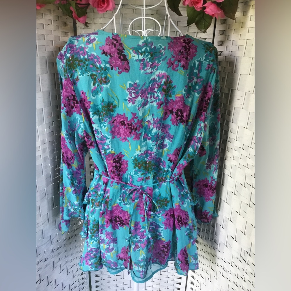 Announcements Blue and Purple Floral Ruffled Tiered Maternity Top Ruffle… - Picture 5 of 14